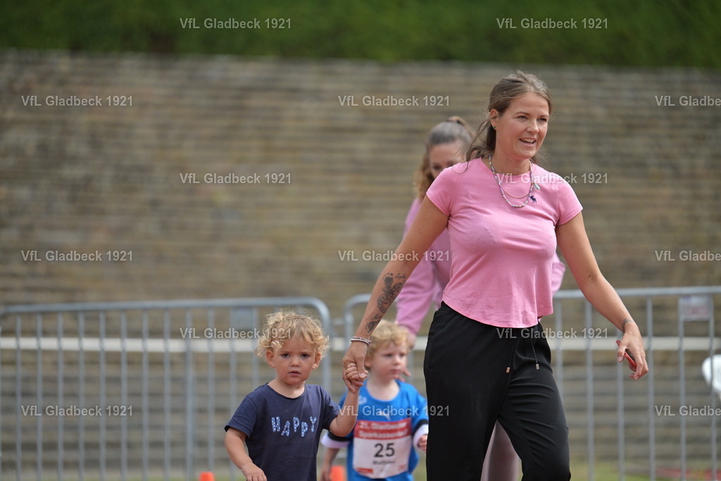 2026-08-23_Sparkassenlauf_Bambibi_KH_000159 | Die Fotografen - Realisiert mit Pictrs.com