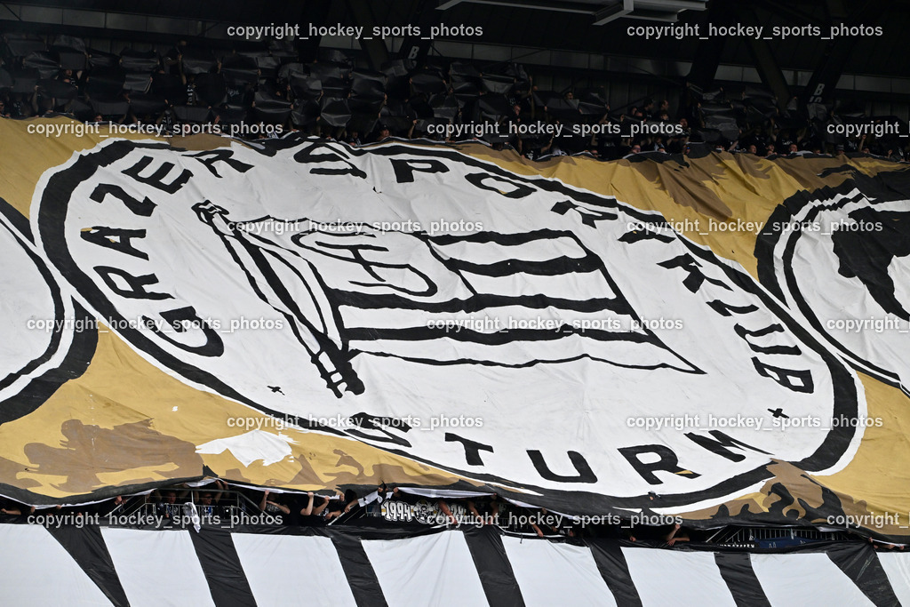 SK Puntigamer Sturm vs. SK Rapid Wien Siegerehrung, Impressionen | SK Sturm Fans, SK Puntigamer Sturm vs. SK Rapid Wien Siegerehrung, Impressionen, SK Puntigamer Sturm vs. SK Rapid Wien Siegerehrung, Impressionen am 01.05.2024 in Klagenfurt (Wörthersee Stadion ), Austria, (Photo by Bernd Stefan)