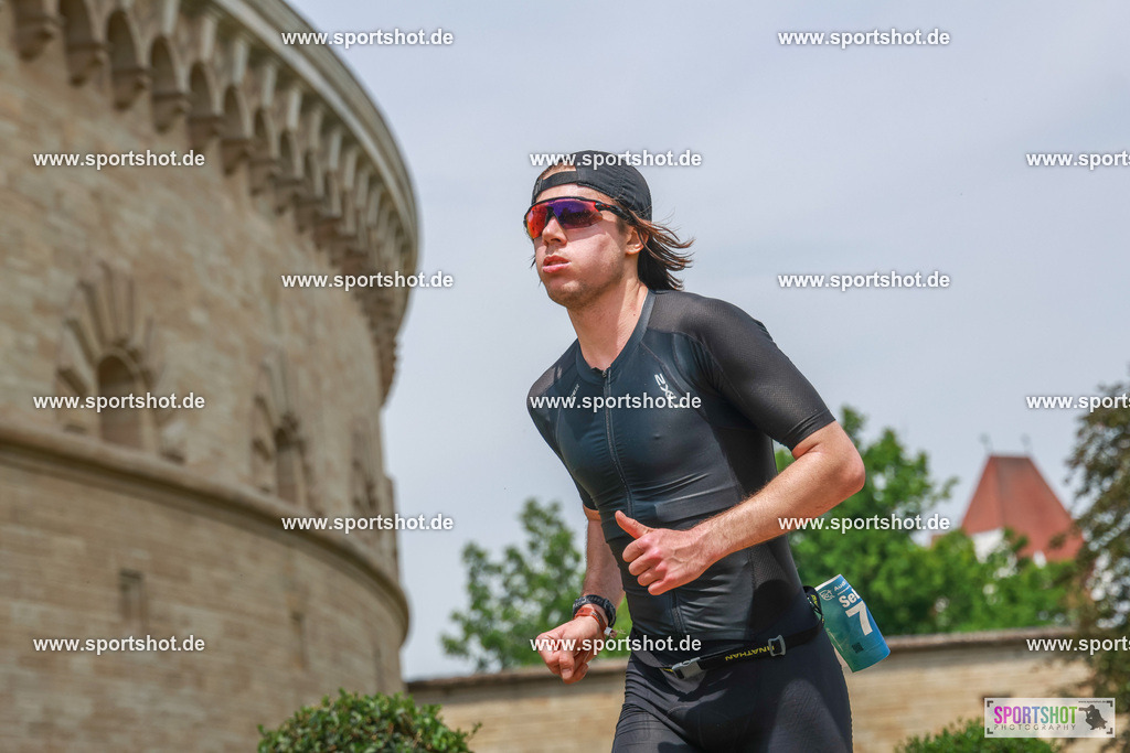AR7_2149 | Audi Triathlon Ingolstadt powered by BÜCHL 2025  #AudiTriathlonIngolstadt #IngolstadtTri #yourpictrs #sportshot_your_pictrs @Sportshotphotography Copyright:www.sportshot.de