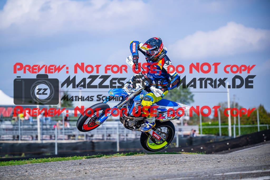 MaZZes_FotoMatrix_231014_2056 | S2