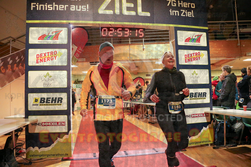 241208_1156_EX1_6978 | Sportfotografie im Rhein-Sieg Kreis, Köln, Bonn, NRW, Rheinland Pfalz, Hessen, etc. Unser Tätigkeitsfeld umfasst den Laufsport vom Volkslauf über den Marathon, Duathlon, Triathon bis zum Ultralauf wie Kölnpfad Ultra oder Schindertrail.