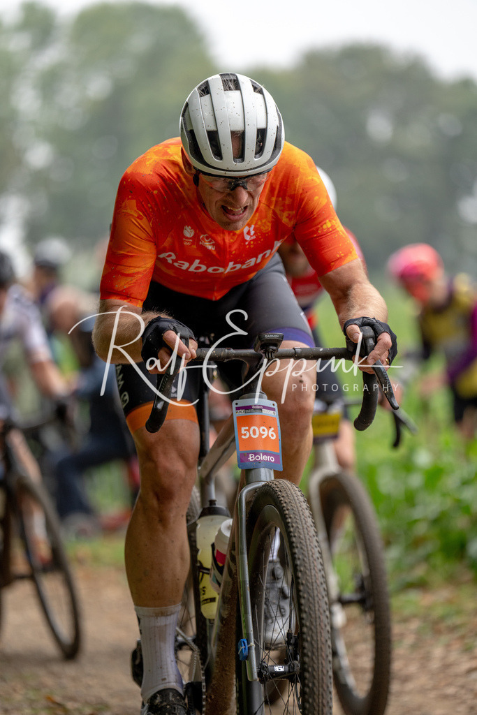 Ralf Eppink Photography 20251011_DSC00489 | Sportfotografie, Eventfotografie, Porträtfotografie, Radsport Fotograf, Triathlon Fotograf, Düsseldorf Fotograf, Köln Fotograf, Actionfotografie, Teamfotografie, Peoplefotografie, Business Portraits, Veranstaltungsfotografie, Reportagefotografie - Realisiert mit Pictrs.com