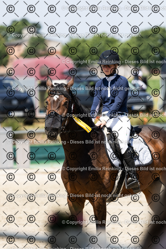 CL5A3320 | Emilia Reinking Fotografie - Realisiert mit Pictrs.com