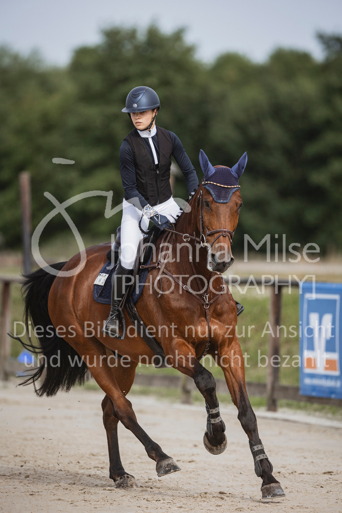 240629_LüPfSpTa_Stil-E-441 | Deine schönsten Turniermomente als professionelle Fotos! Entdecke hochwertige Pferdesport-Fotografie im Online-Shop. Jetzt Fotos finden & bestellen!