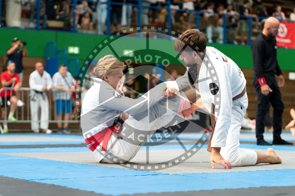 20240908PBB3372 | Athletes compete during the AJP Hamburg competition on September 8, 2024 in Hamburg, northern Germany.