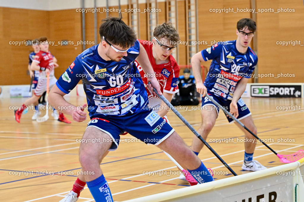 VSV Unihockey vs. KAC Floorball | #60 Thomas Unterweger VSV Unihockey, #29 Sebastian Flaschberger KAC Floorball, #20 David Gredler VSV Unihockey, VSV Unihockey vs. KAC Floorball, VSV Unihockey vs. KAC Floorball am 12.04.2025 in Villach (Ballspielhalle St. Martin), Austria, (Photo by Bernd Stefan)