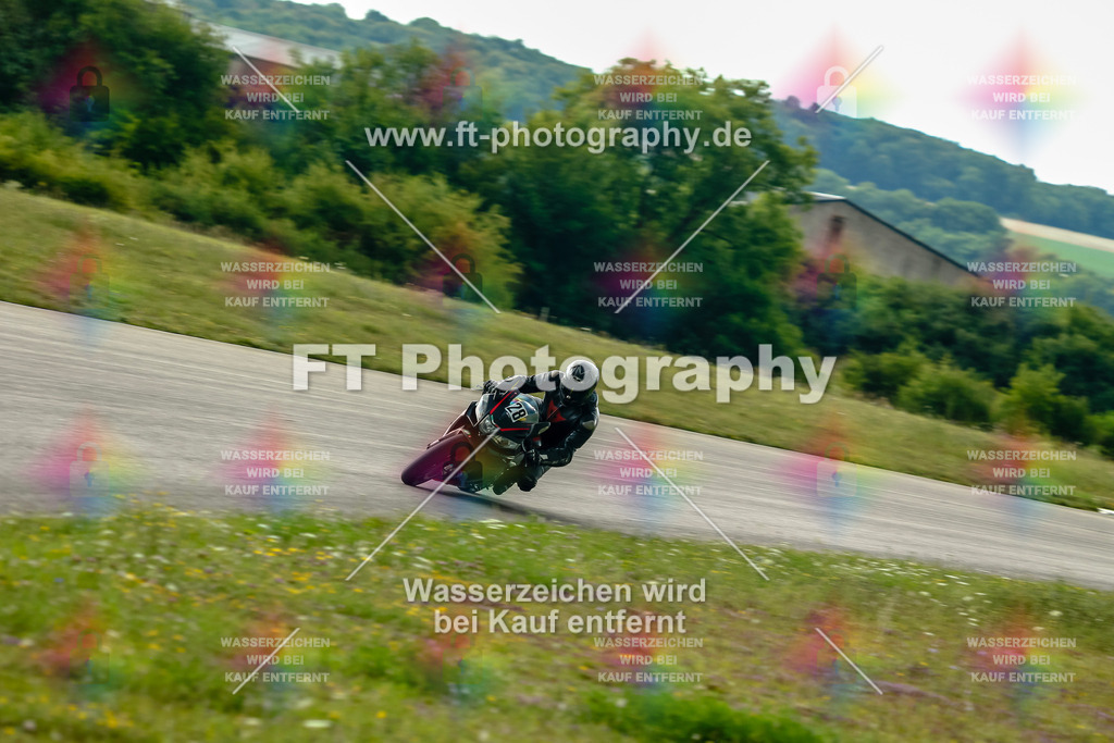 Chambley Juli-3359 | Hier findet Ihr Bilder von Touristenfahrten auf der Nürburgring Nordschleife oder von anderen Veranstaltungen die ich besucht habe. Viel Spass beim Durch Schauen 