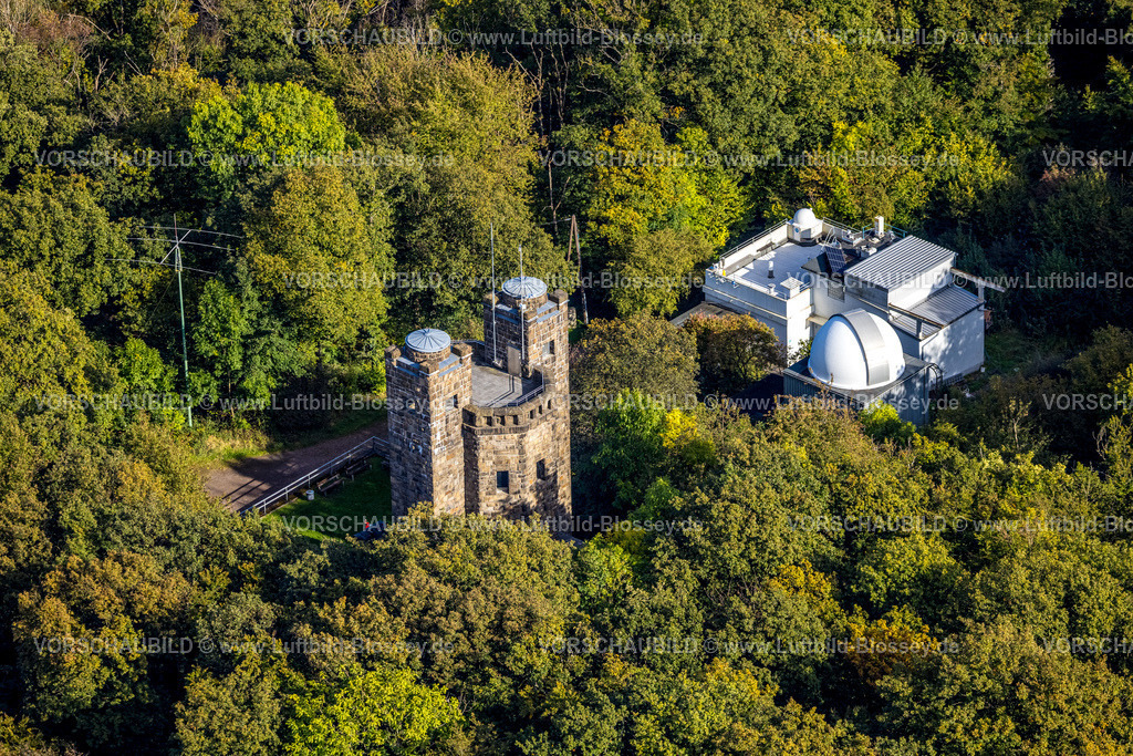 Hagen241005093 | Luftbild, Eugen-Richter-Turm mit Sternwarte Hagen des Drei TürmeWeg, bestehend aus Bismarckturm, Eugen-Richter-Turm und Kaiser-Friedrich-Turm, Waldgebiet, Wehringhausen, Hagen, Ruhrgebiet, Nordrhein-Westfalen, Deutschland