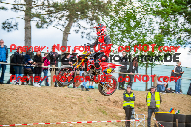 MaZZes_FotoMatrix_220528_4130 | Fotograf Mathias Schmid
Sportfotograf,
Eventfotograf,
Hochzeitsfotograf,
Portraitfotograf