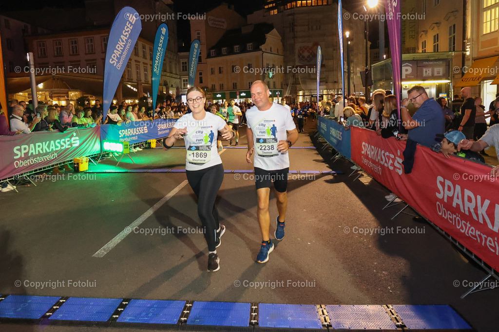 20230928bmmac22-16 | Linz, AUSTRIA 26.Sept.23 - Night Run, Image shows 
Photo: Sportmediapics.com/ Manfred Binder