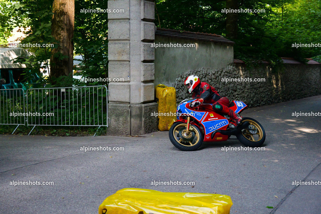 P1015103 | Erleben Sie atemberaubende, hochqualitative Fotos Ihrer Fahrt entlang der malerischen Alpenstraßen. Besuchen Sie alpineshots.com, um professionelle Aufnahmen Ihrer unvergesslichen Reise zu finden und zu kaufen - Realisiert mit Pictrs.com