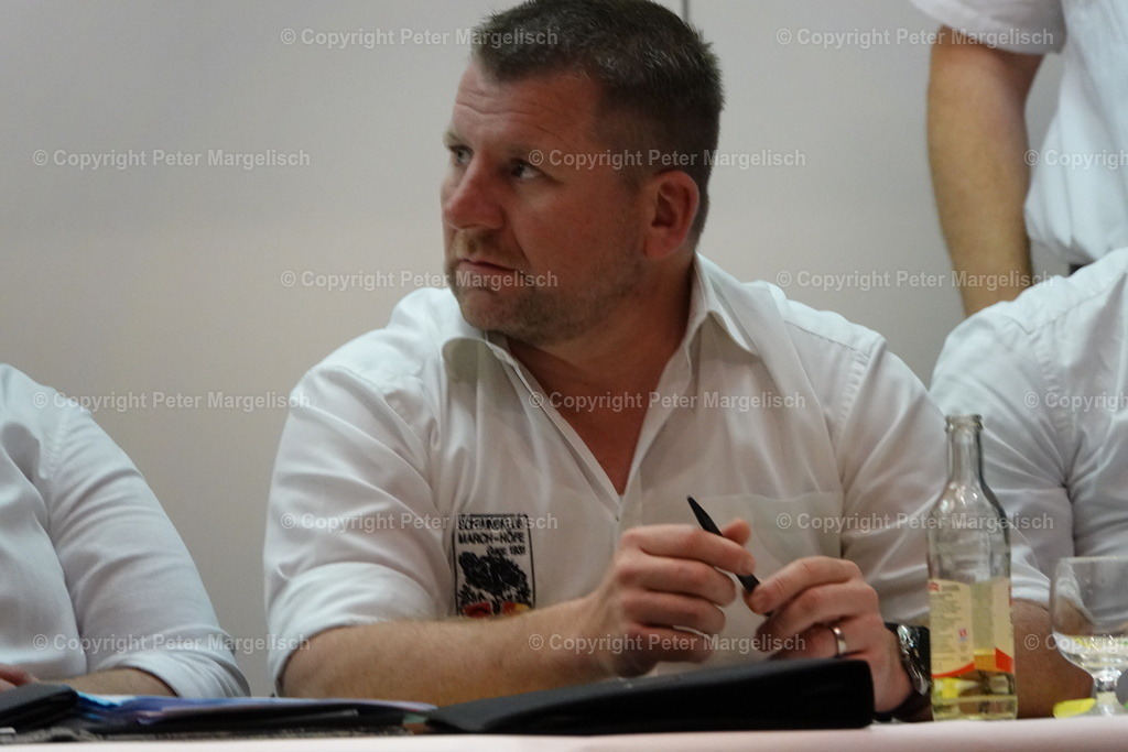 DSC02159 | Schwingen - Realized with Pictrs.com