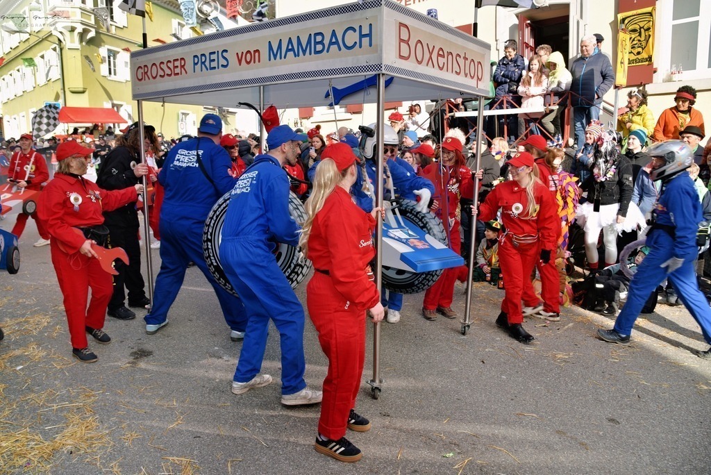 Umzug Sonn  _26-114-RA | Fotoblog Schwarzwald, Foto Blog Wiesental, Pfaffenberg, Winterzauber, Zeller Bergland, Zell im Wiesental, Fotoblog Wiesental, Landschaftsfotos, Bilder Wiesental, Natur, Naturbilder, Fastnacht, Zeller Fastnacht, Zeller Fasnacht, Zeller Bergland, Belchen, - Realisiert mit Pictrs.com
