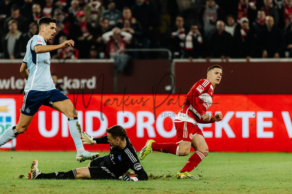 2. Bundesliga, Saison 2023/24, 25. Spieltag: Fortuna Düsseldorf - Hamburger SV | Düsseldorf, 08.03.2024: 2. Bundesliga, 25. Spieltag, Fortuna Düsseldorf gegen Hamburger SV in der Merkur Spiel-Arena in Düsseldorf. Foto: sportfotografie.ms | Markus Paletta - Realisiert mit Pictrs.com