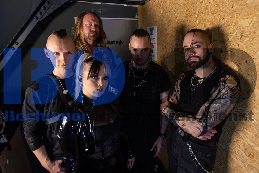 SES_ENIKOL20250501-9 | bond - Realisiert mit Pictrs.com