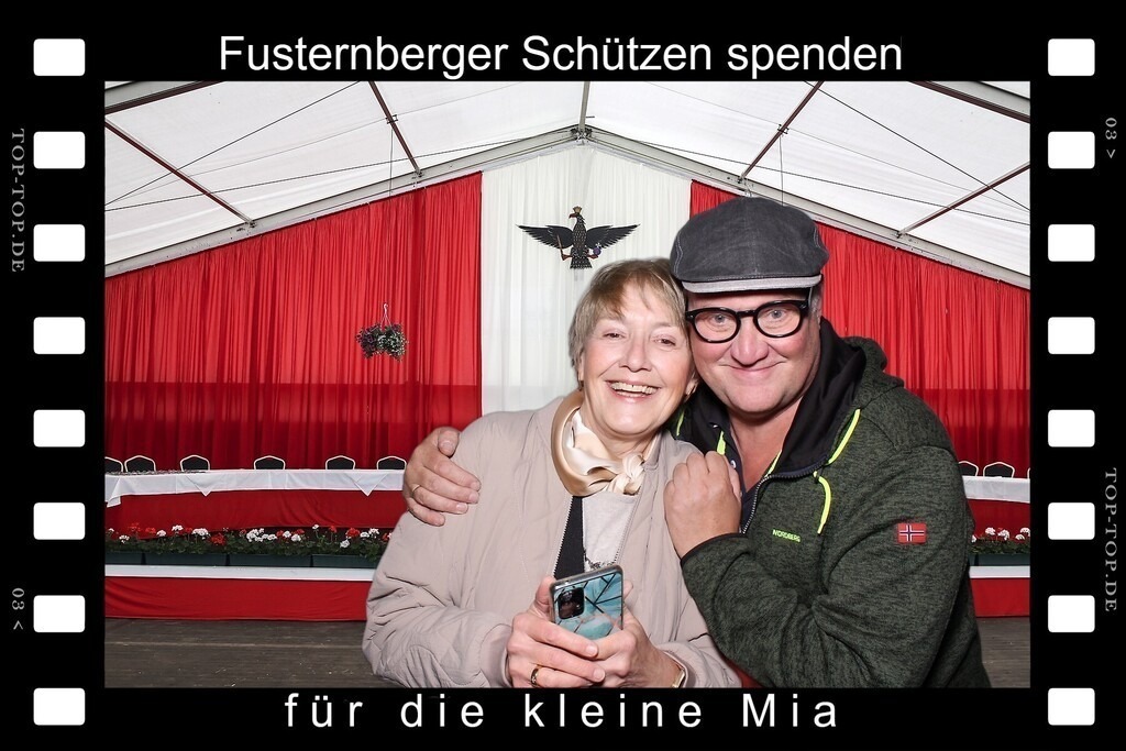 top-top.de 240928-047 | Foto, Video, Fotografie, Videografie, Fotobox, DJ, Discjockey, Musik, Musikbox, Veranstaltung, Photobooth, Amazon, Ebay, Buchtipp, Bestseller, Autor, Verlag, Buch, Wesel, Hamminkeln, NRW, Dinslaken, Rees, Drohne, Hochzeit, Party, Fotobox, Wesel, Fotograf