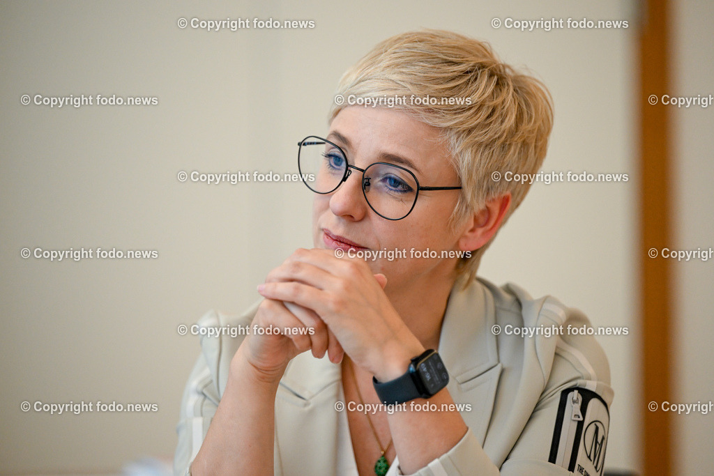 Doris Hummer (Praesidentin der Wirtschaftskammer Ooe)_ 01.06.2023-30 | 01.06.2023, Linz, AUT, Doris Hummer, Praesidentin der Wirtschaftskammer Ooe, im Bild Doris Hummer (Praesidentin der Wirtschaftskammer Ooe)