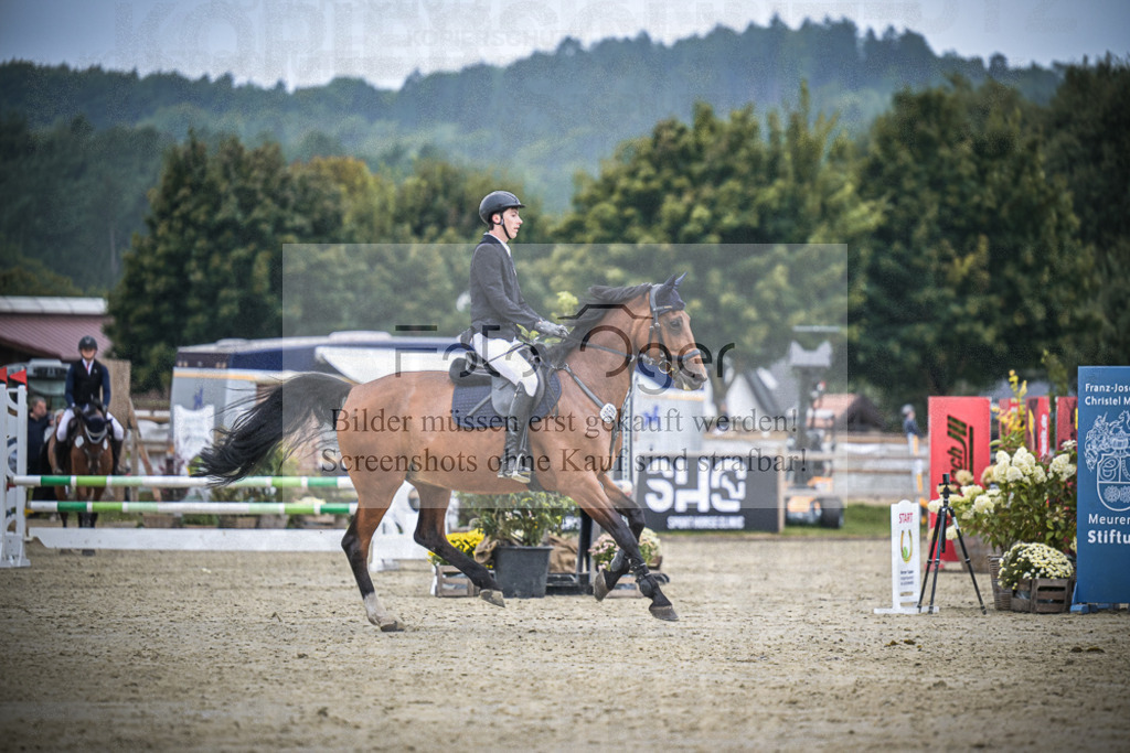 DOS_1079 | Entdecke hochwertige Reitturnierfotos von Foto Oger. Professionell, emotional und authentisch – jetzt Lieblingsmomente im Shop bestellen.Deutschlandweite Turnierfotografie. - Realisiert mit Pictrs.com
