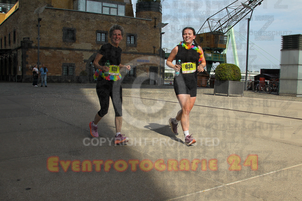 250920_1339_EV4_6377 | Sportfotografie im Rhein-Sieg Kreis, Köln, Bonn, NRW, Rheinland Pfalz, Hessen, etc. Unser Tätigkeitsfeld umfasst den Laufsport vom Volkslauf über den Marathon, Duathlon, Triathon bis zum Ultralauf wie Kölnpfad Ultra oder Schindertrail.