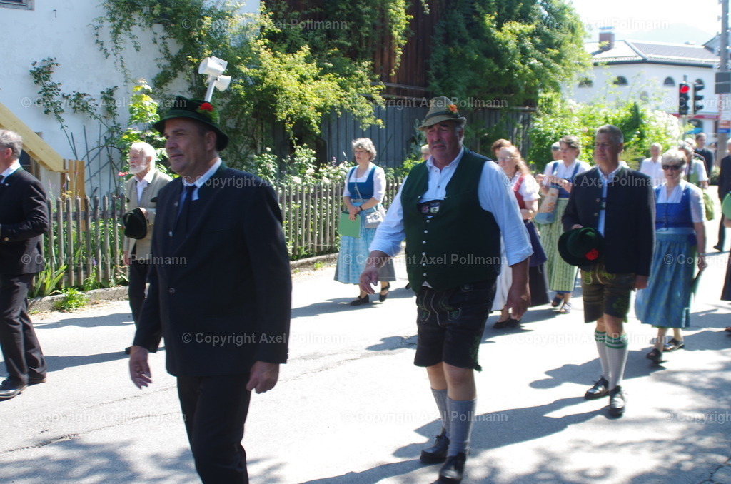 IMGP4064 | fotografiert von Axel PollmannLeonhardi Wallfahrt Benediktbeuern und Murnau, Fronleichnam, Fasching, Landschaft im Loisachtal und Benediktbeuern  - Realisiert mit Pictrs.com
