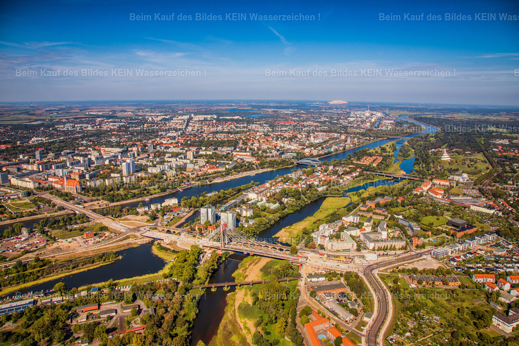 Magdeburg Luftbild neue Pylonstrombrücke Elbe Werder Heumarkt-6838 | Magdeburg Strombrücke City und Werder Alte elbe - Realisiert mit Pictrs.com