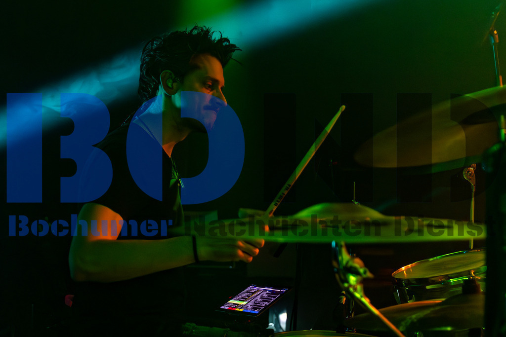 SES_NURDIO20250102-83 | bond - Realisiert mit Pictrs.com