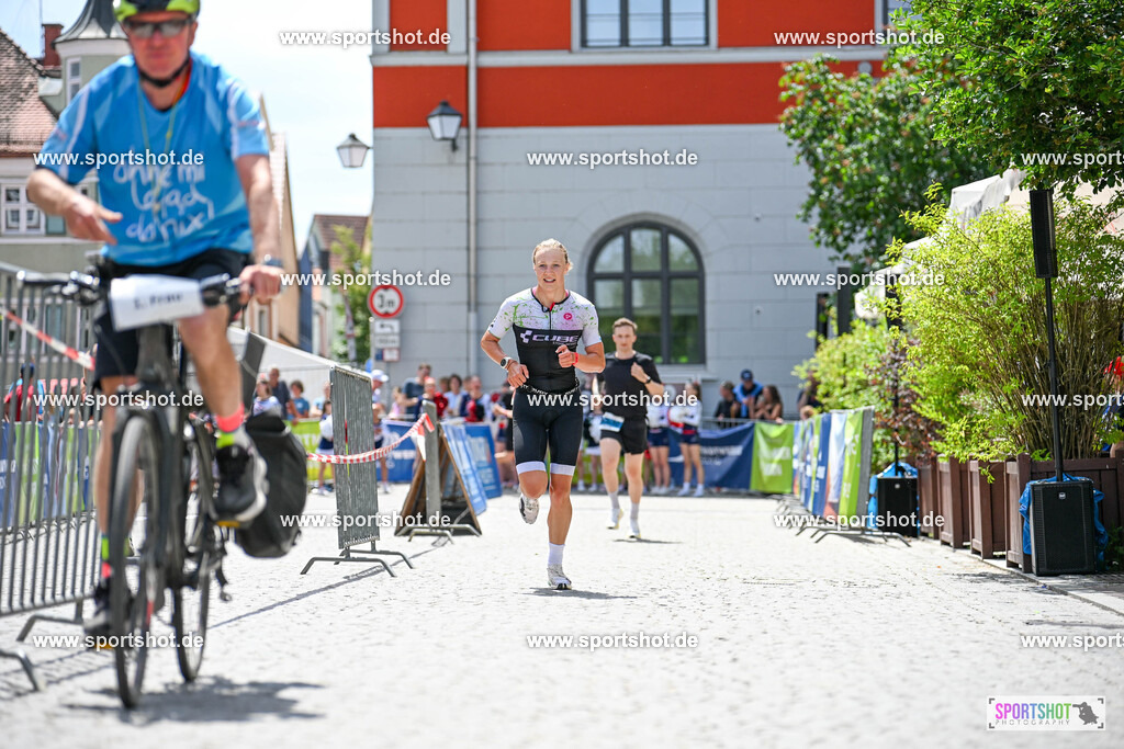 SZI_6800 | Stadttriathlon Erding 2025. #yourpictrs #sportshot_your_pictrs @Sportshotphotography #stadttriathlonerding Copyright: www.sportshot.de