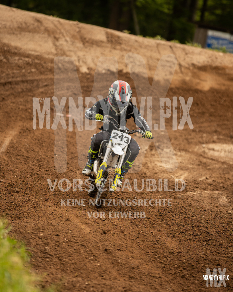866A5525 | mxndyyvipix