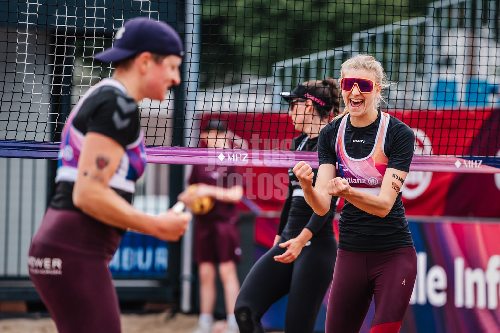 Beachvolleyball | Frauen | Allianz German Beach Tour 2025 | Tourstop Hamburg | 30.05.2025 | v.l. Melanie Gernert und Nele Barber jubeln