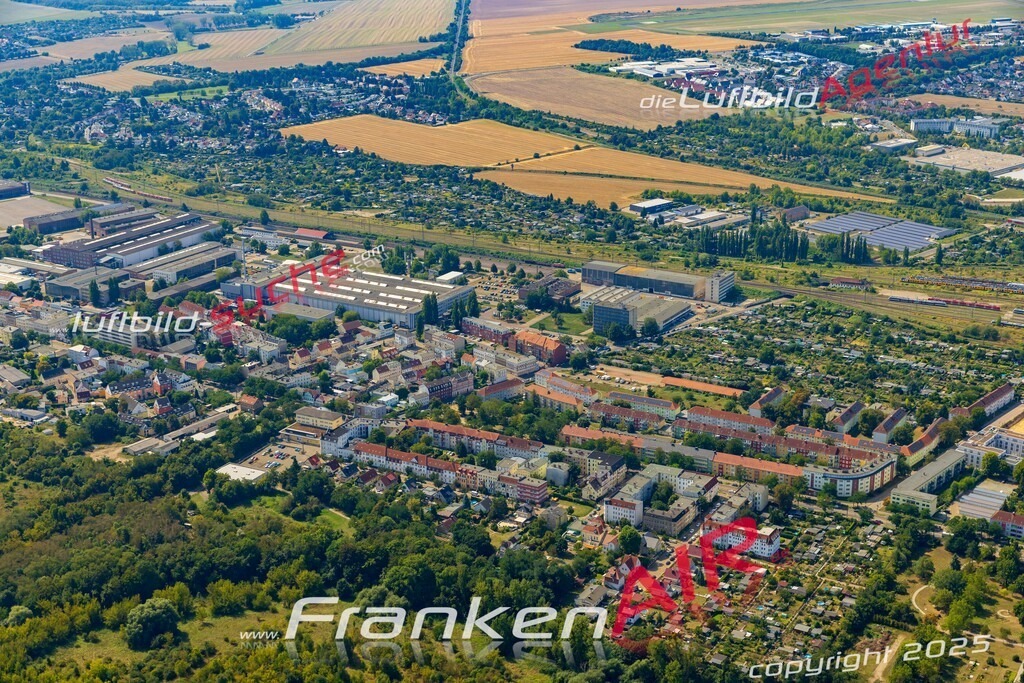 Klassische Luftaufnahme ohne Drohne zeigt:Fermersleben bei Magdeburg - Die Luftbildaufnahme wurde 2025 vom UL-Flugzeug heraus erstellt ( keine Drohnenaufnahme ) - Hochauflösende Luftaufnahme -Nicht vergleichbar mit Google Maps oder Satelittenbilder- Die Geschenkidee !Mit Lizenz und Bildrechte bestellbar