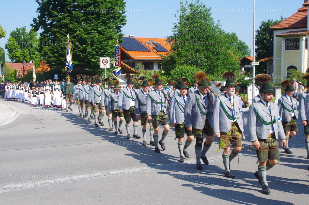 IMGP3148 | fotografiert von Axel PollmannLeonhardi Wallfahrt Benediktbeuern und Murnau, Fronleichnam, Fasching, Landschaft im Loisachtal und Benediktbeuern  - Realisiert mit Pictrs.com