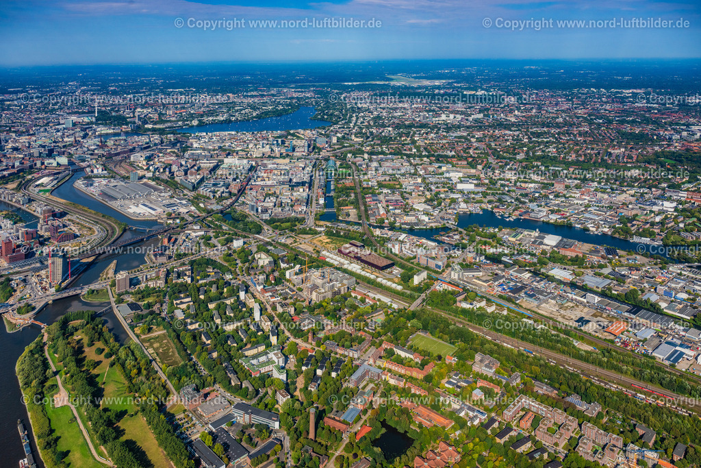 Hamburg_Rothenburgsort_ELS_8153200925 | HAMBURG 20.09.2025 Entwicklungsgebiet "Neuer Huckepackbahnhof der Industriebrache an der Billstraße im Stadtteil Rothenburgsort in Hamburg. // Development area "New piggyback station on the industrial wasteland at Billstrasse in the Rothenburgsort district of Hamburg. Foto: Martin Elsen