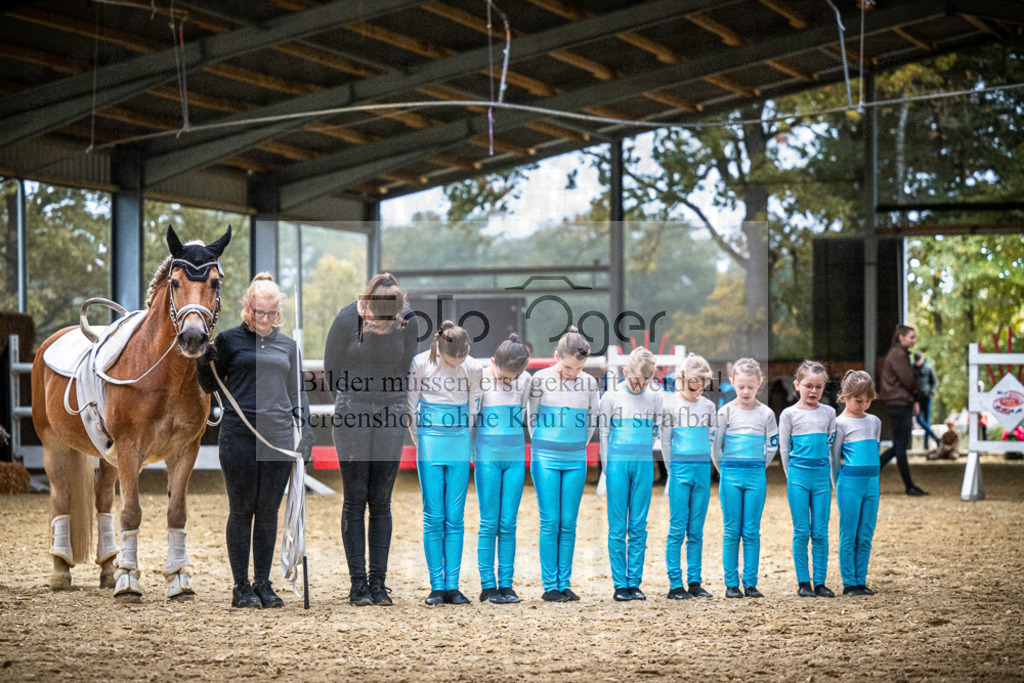 DOS_0315 | Entdecke hochwertige Reitturnierfotos von Foto Oger. Professionell, emotional und authentisch – jetzt Lieblingsmomente im Shop bestellen.Deutschlandweite Turnierfotografie. - Realisiert mit Pictrs.com