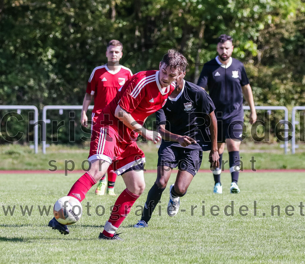 2023-09-02_054_SG_Markt_Schwaben_II_gegen_SV_Internationale_Taufkirchen_II | Markt Schwaben, Deutschland, 02.09.2023:
Fußball, C-Klasse 2023 / 2024, 3. Spieltag, (SG) Markt Schwaben II gegen SV Internationale Taufkirchen II, Endergebnis: 6:2

Marcel Götz (SG Markt Schwaben, #14)

Foto: Christian Riedel / fotografie-riedel.net