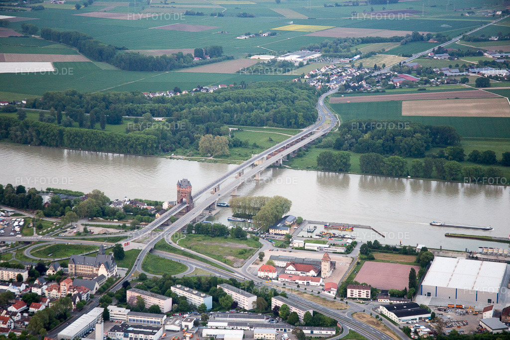 Luftbild: Nibelungenbrücke über den Rhein in Worms im Bundesland Rheinland-Pfalz in Deutschland. Foto: IMG_088575.jpg vom 17.05.2016 durch Werner Riehm/FLY-FOTO.de