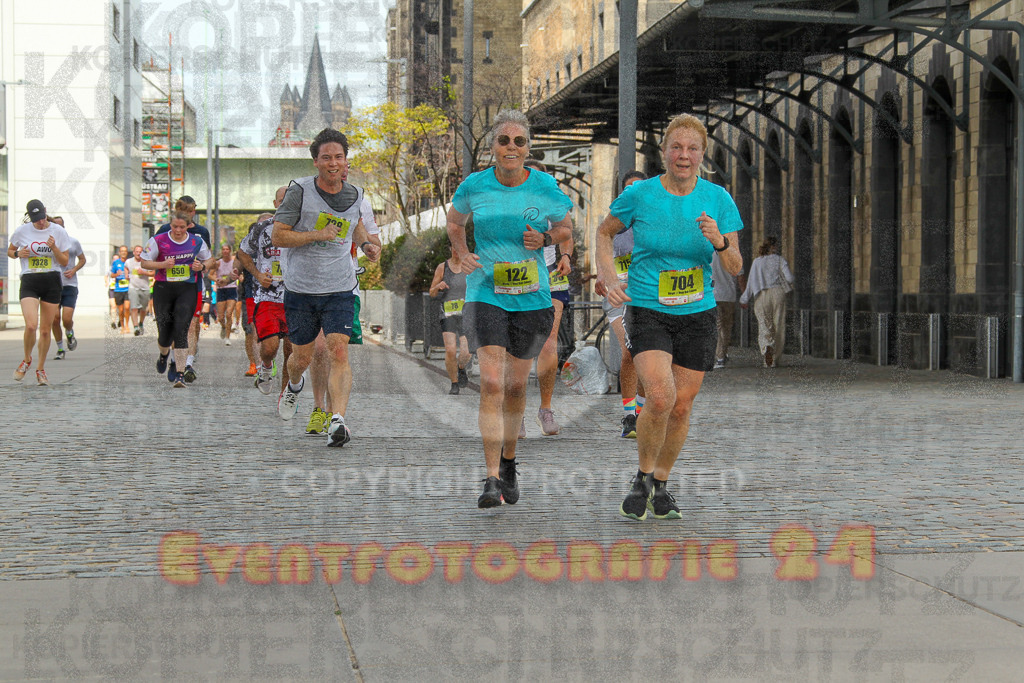 250920_1327_EV4_5634 | Sportfotografie im Rhein-Sieg Kreis, Köln, Bonn, NRW, Rheinland Pfalz, Hessen, etc. Unser Tätigkeitsfeld umfasst den Laufsport vom Volkslauf über den Marathon, Duathlon, Triathon bis zum Ultralauf wie Kölnpfad Ultra oder Schindertrail.