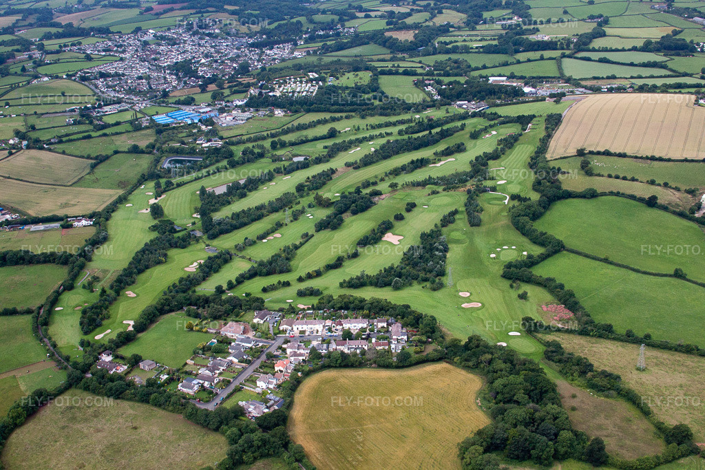 Aerial view: View of the town in Abbotskerswell in the state England, Great Britain. – Photo: IMG_19483.jpg taken on 07/20/2009 by Werner Riehm/FLY-FOTO.com – Resolution of the original: 4752 x 3168 px