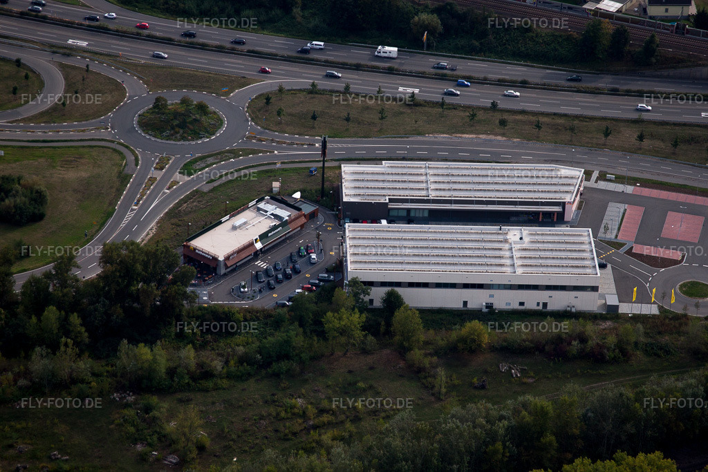 Luftbild: Maximiliansau, Maximilianscenter 2 im Ortsteil Maximiliansau in Wörth im Bundesland Rheinland-Pfalz in Deutschland. Foto: IMG_53283.jpg vom 23.09.2012 durch Werner Riehm/FLY-FOTO.de