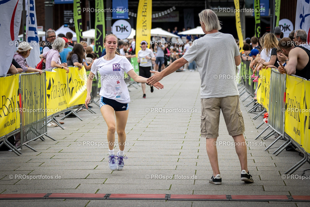 Stadionlauf Köln, 26.05.2024 | Impressionen von Stadionlauf Köln am 26.05.2024 rund um das RheinEnergie-Stadion in Koeln-Müngersdorf.
