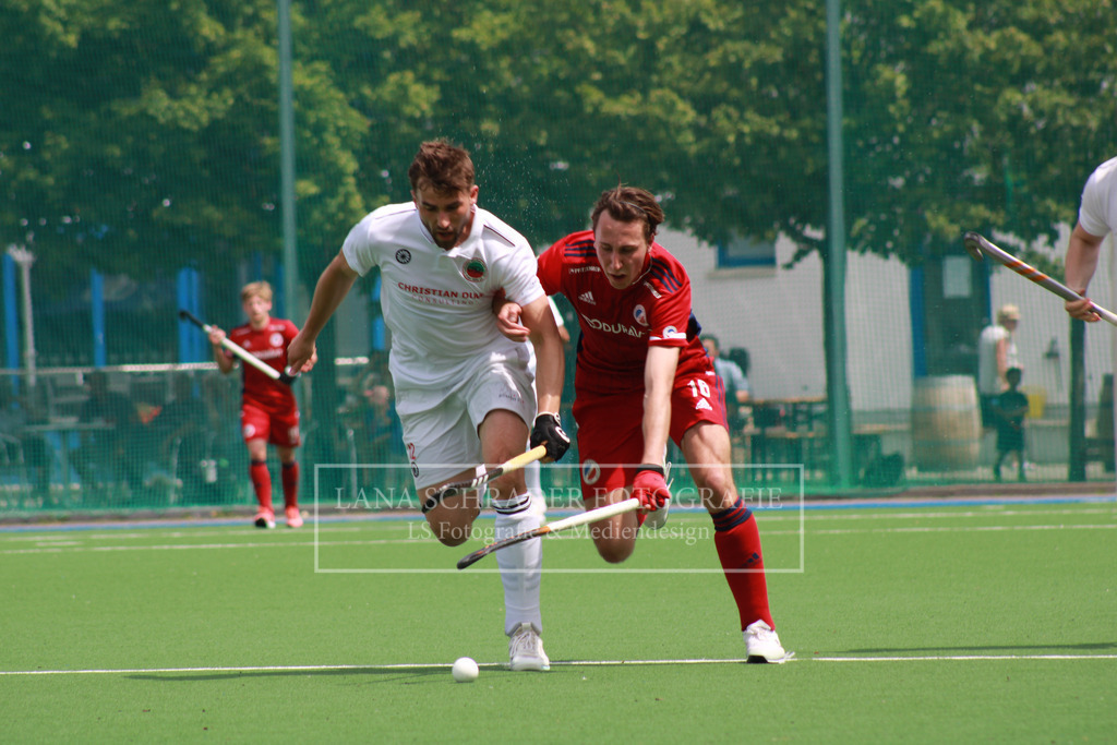 Peer Hinrichs BUNDESLIGA HERREN VF3 MHC-CHTC 21.05.2023 | lanaschraderfotografie - Realisiert mit Pictrs.com