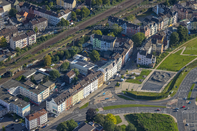 Hagen230903337 | Luftbild, Wohnhäuser Wehringhauser Straße, Pumptrack "Bohne" Hagen und Basketballfeld, Wehringhausen, Hagen, Ruhrgebiet, Nordrhein-Westfalen, Deutschland