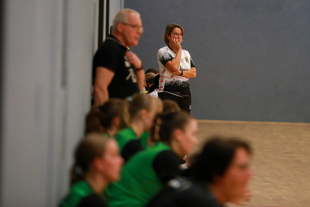 HcTvRhedeII_SvNeukirchen_150924_071 | Bildergalerie von Sport-Ereignissen aber auch von weiteren spannenden Dingen - nicht nur vom Niederrhein. In Anlehnung an den bekannten Spruch von Hanns Dieter Hüsch heißt das Motto: "Niederrhein ist überall".  - Realisiert mit Pictrs.com