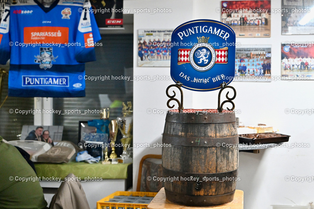 ESC Steindorf vs. ESV Ferlach  | VIP Raum Bieranstich ESC Steindorf, ESC Steindorf vs. ESV Ferlach , ESC Steindorf vs. ESV Ferlach  am 15.02.2026 in Steindorf (Ossiachersee Halle), Austria, (Photo by Bernd Stefan)