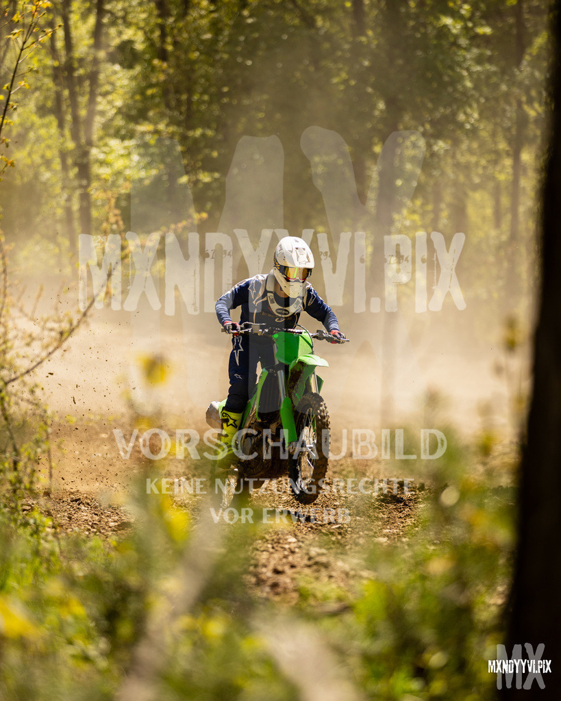 866A5166 | mxndyyvipix