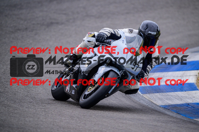 MaZZes_Fotomatrix_20250421_6007705_6535 | ROT