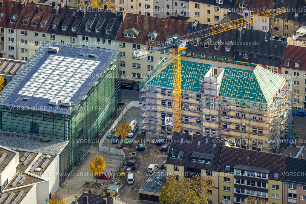 Hagen251100935 | Luftbild, Baustelle mit Baukran Sanierung, Emil Schumacher Museum Kunstmuseum und Wohnhaus, Mittelstadt, Hagen, Ruhrgebiet, Nordrhein-Westfalen, Deutschland