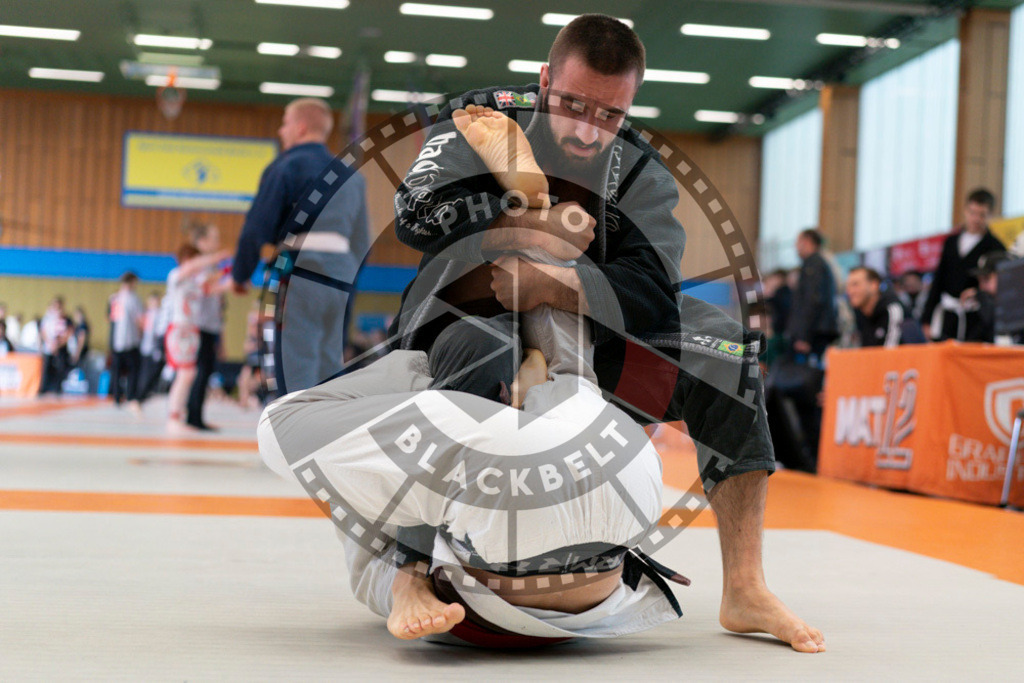 20240915PBB0534 | Athletes compete during the Grappling Industries’ grappling and Brazilian jiu-jitsu competition in Berlin, on September 15, 2024.