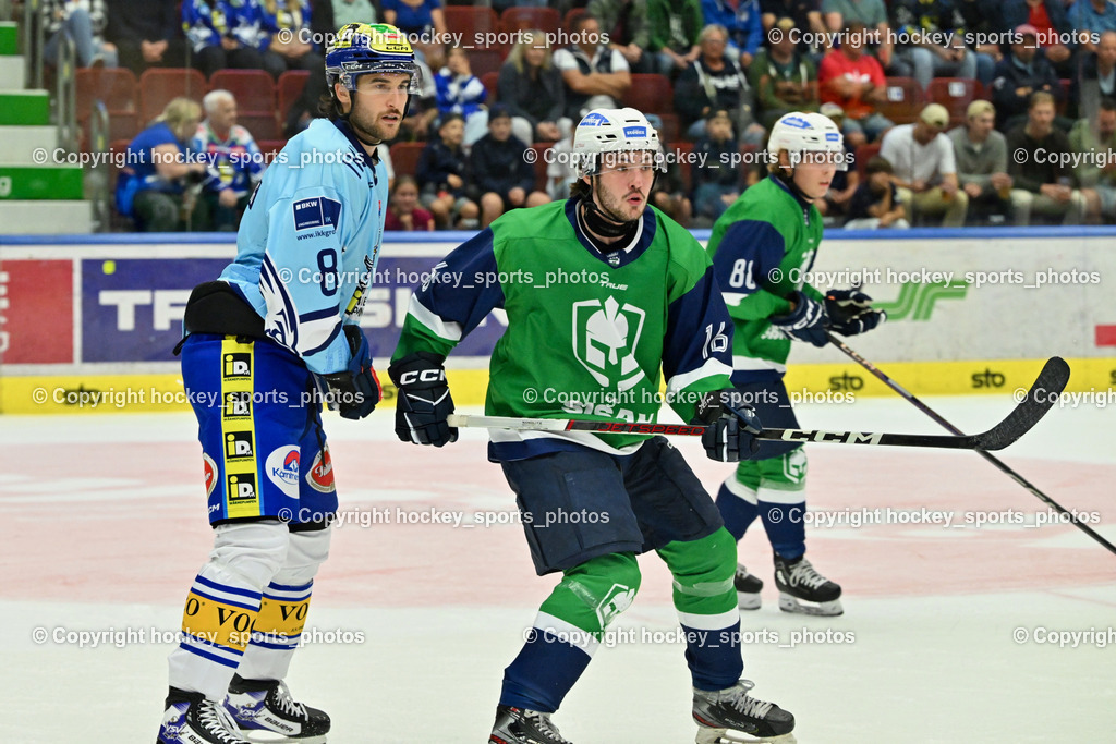EC iDM Wärmepumpen VSV vs. KHL Sisak | #8 Maximilian Rebernig EC VSV, EC iDM Wärmepumpen VSV vs. KHL Sisak, EC iDM Wärmepumpen VSV vs. KHL Sisak am 02.09.2025 in Villach (Stadthalle Villach), Austria, (Photo by Bernd Stefan)