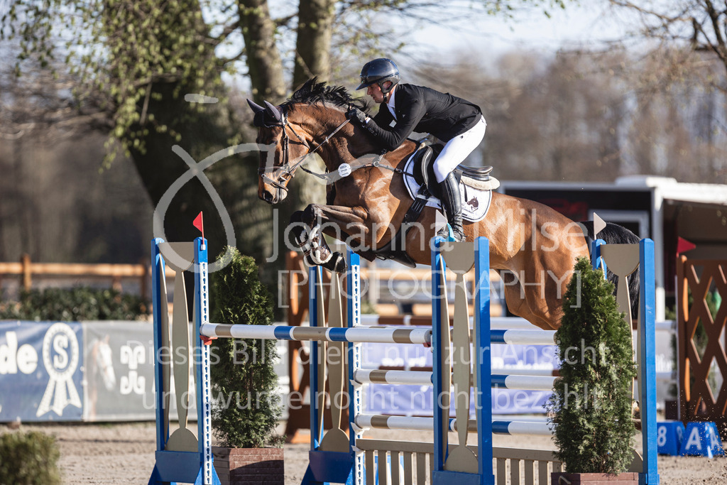 250408_Mühlen_SprPf-M-504 | Deine schönsten Turniermomente als professionelle Fotos! Entdecke hochwertige Pferdesport-Fotografie im Online-Shop. Jetzt Fotos finden & bestellen!