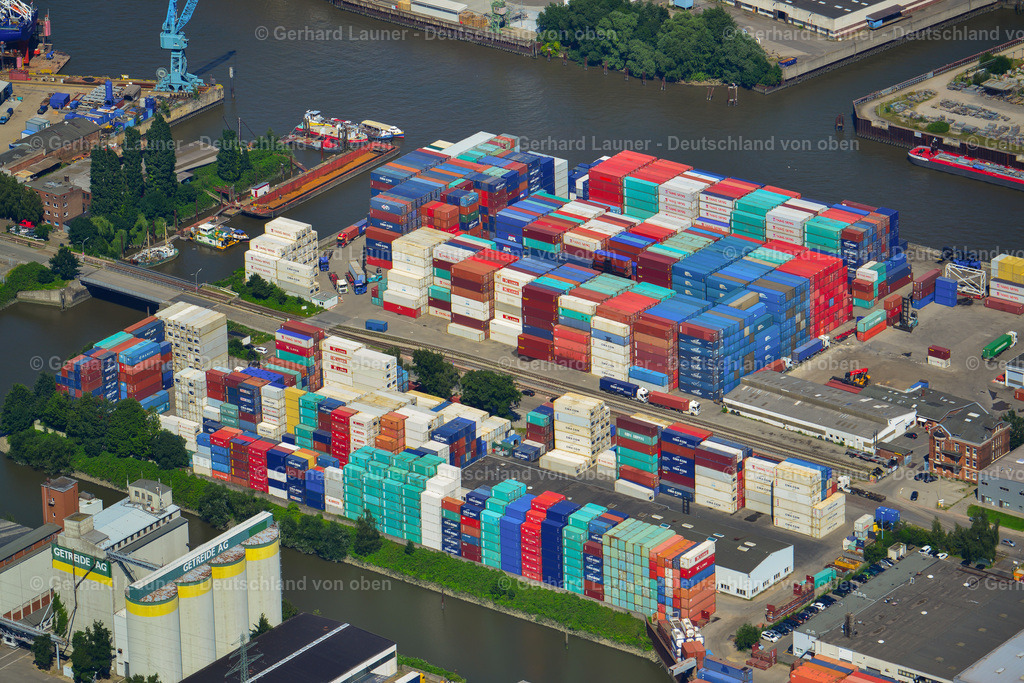 3622033 | Farbige Container im Hafen, Freie und Hansestadt Hamburg